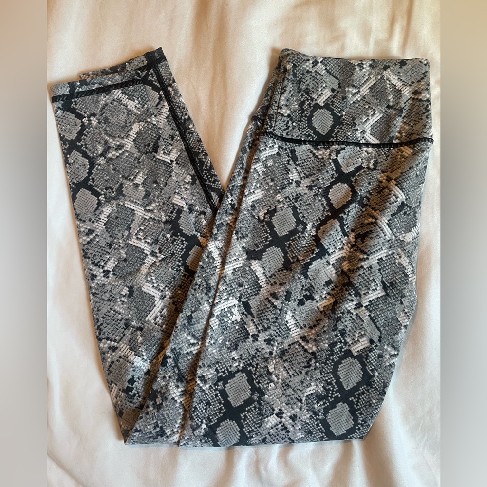 VS SPORT YOGA PANTS- S